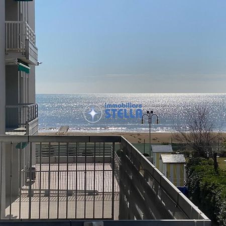 Condominio Adriatico ليدو دي يسولو المظهر الخارجي الصورة
